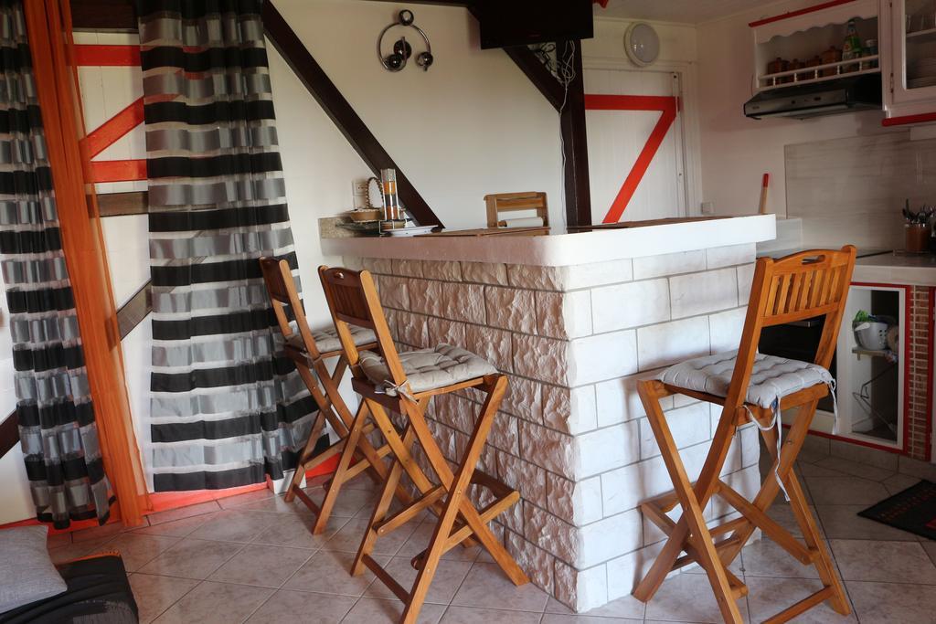 Gites Les Sandragons Saint-Claude Esterno foto